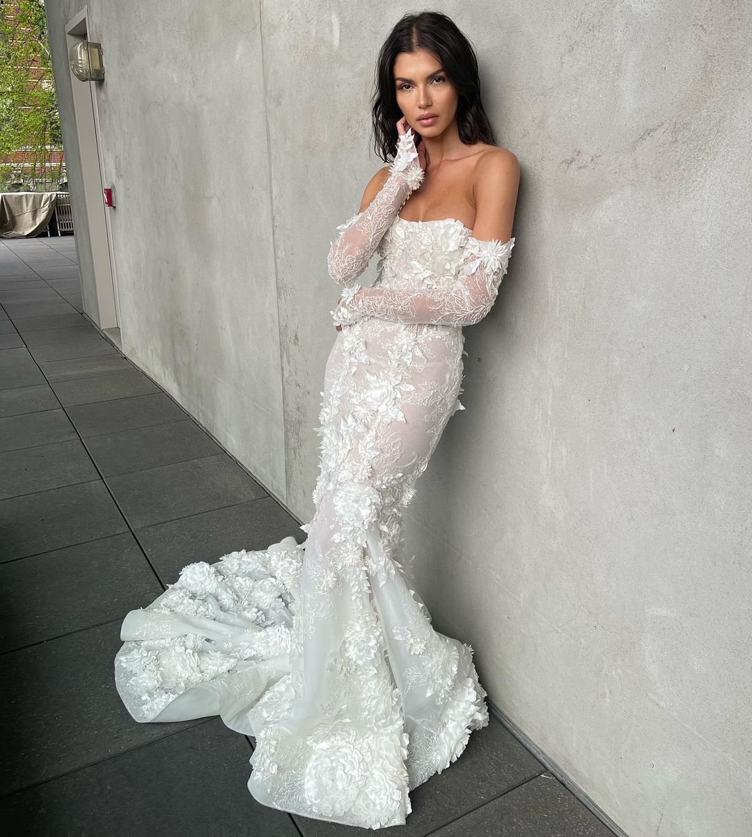 Elegant Mermaid Wedding Dress Long Sleeves Strapless Sweetheart Appliques 3D wer Illusion Custom Made Ruffles Bridal Dresses or Length Robe