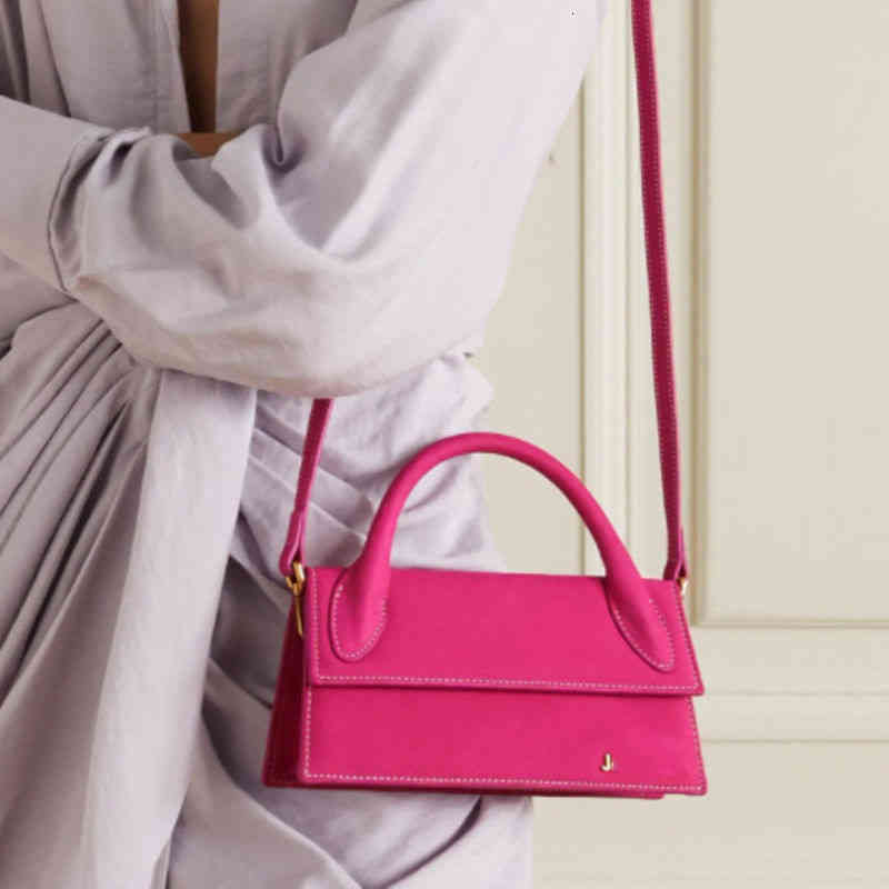 Factory Direct Sale Single Shoulder Msenger Hand Improv the Sense of Niche Dign Method Stick Female Can Put Mobile Phone Designer Bag, Black
Factory Direct Sale Single Shoulder Msenger Hand Improv the Sense of Niche Dign Method Stick Female Can Put Mobile Phone Designer Bag, Black