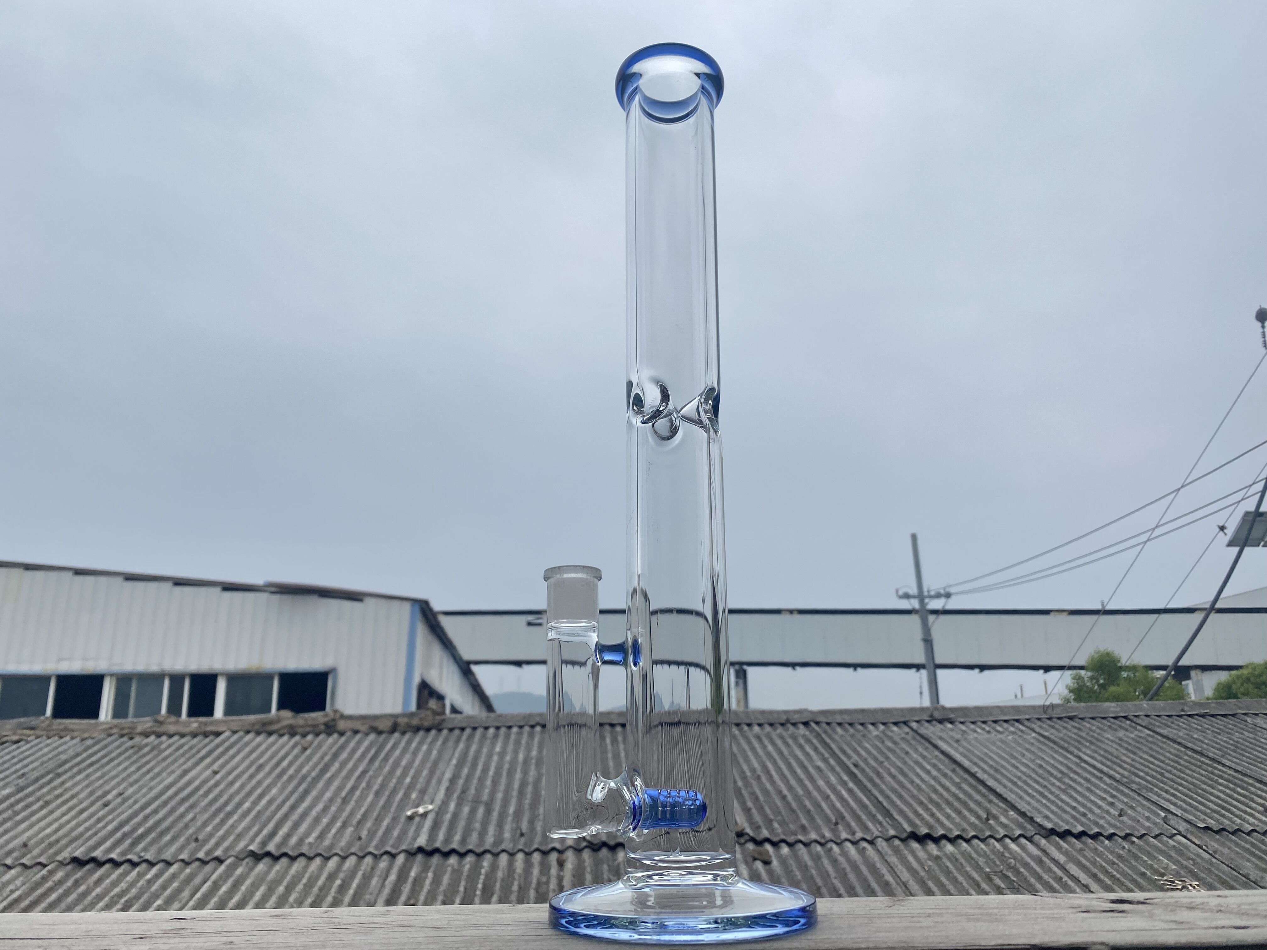 Unique BIAO Glass Bongs bong Style Hookahs Water Pipes with blue color 18mm joint 17 inches
Unique BIAO Glass Bongs bong Style Hookahs Water Pipes with blue color 18mm joint 17 inches