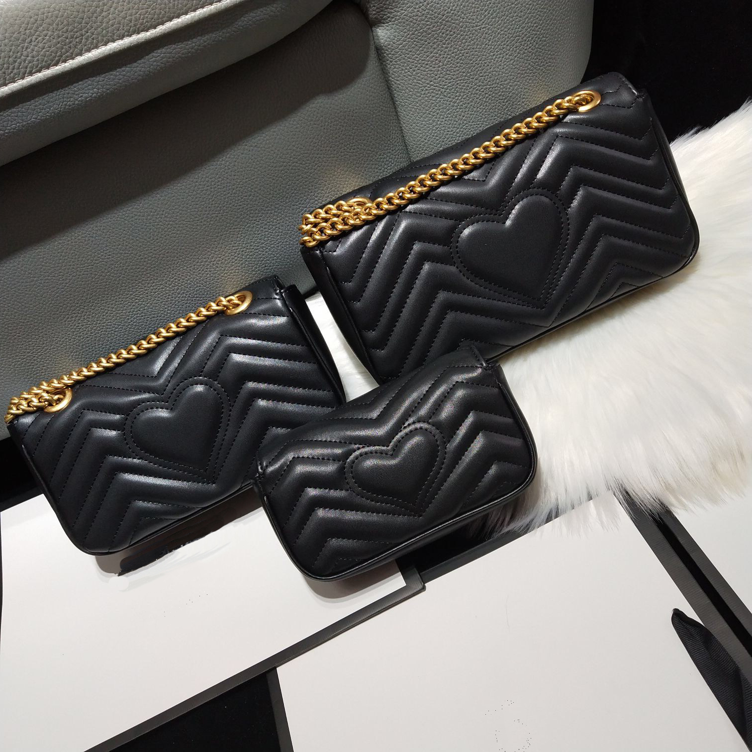 High Quality Luxurys Designers Bags Handbags Purses Women Brand Classic Style Genuine Leather MIni Marmont Wave Pattern Chain Crossbody, Red
High Quality Luxurys Designers Bags Handbags Purses Women Brand Classic Style Genuine Leather MIni Marmont Wave Pattern Chain Crossbody, Red