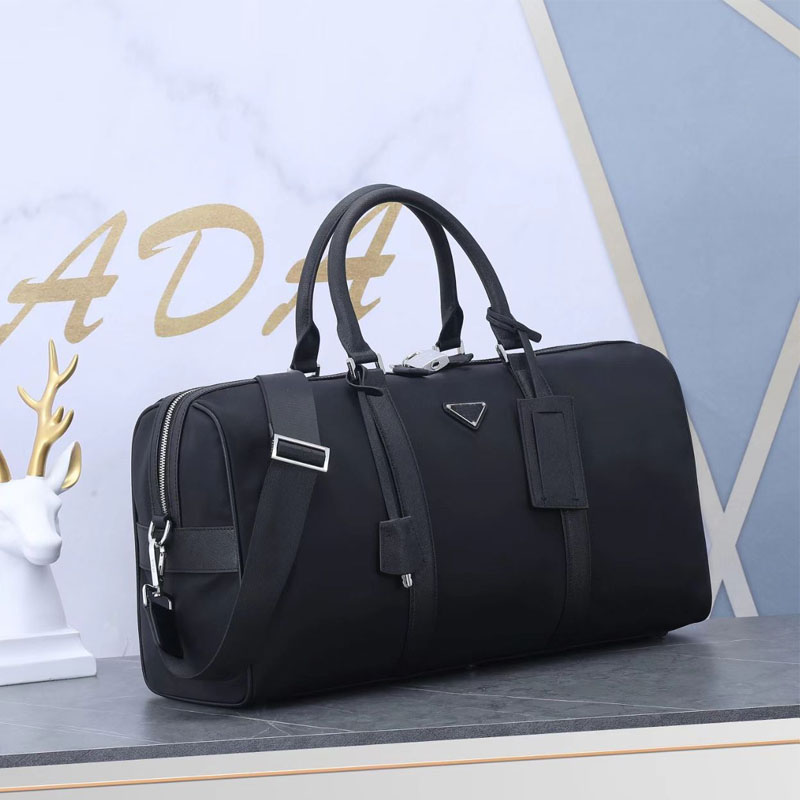2022 Top Large Capacity Duffle Bag Chain Travel Bags Outdoor Genuine Leather Polyester Plain Print Stripes Letter Soft Single Oversize GM Designer Luggage Bag, 50*32*15cm
2022 Top Large Capacity Duffle Bag Chain Travel Bags Outdoor Genuine Leather Polyester Plain Print Stripes Letter Soft Single Oversize GM Designer Luggage Bag, 50*32*15cm