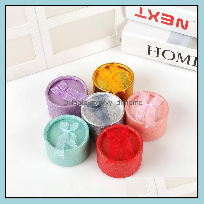 Jewelry Boxes Packaging Display Gift 5.5X5.5X3.5Cm Necklace Rings Earrings Round Packing Box Cajas De Regalo For Christmas New Year Wholes
Jewelry Boxes Packaging Display Gift 5.5X5.5X3.5Cm Necklace Rings Earrings Round Packing Box Cajas De Regalo For Christmas New Year Wholes