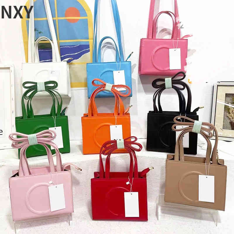 Shoulder Bags Wedding Evening Bag Handbag Designer Tote Bags 2022 Summer Crossbody Shopping Designer Purses and Handbags Lady Luxury Famous Brands 220331, Red
Shoulder Bags Wedding Evening Bag Handbag Designer Tote Bags 2022 Summer Crossbody Shopping Designer Purses and Handbags Lady Luxury Famous Brands 220331, Red