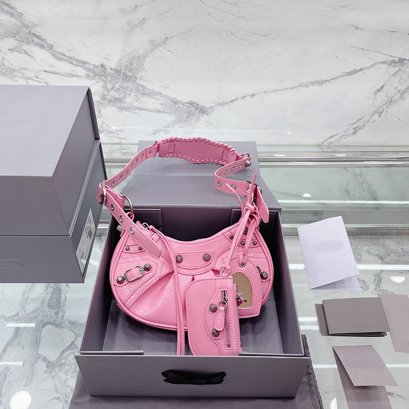 Love Three in One Shoulder Bags Designer Woman Heart Handbags Fashion Messenger Bag Girls Wallet Classic Design Luxurys Brand, Pink
Love Three in One Shoulder Bags Designer Woman Heart Handbags Fashion Messenger Bag Girls Wallet Classic Design Luxurys Brand, Pink