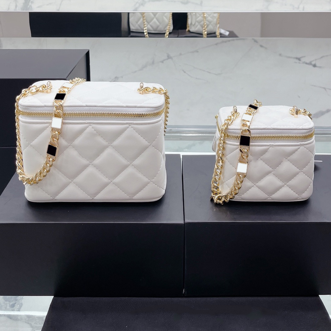 Classic Designer Mini Vanity Shoulder Bag Lambskin wallet Quilted Gold Hardware Chain With Metal Tab Zipper Small Box Crossbody pouch, Blue
Classic Designer Mini Vanity Shoulder Bag Lambskin wallet Quilted Gold Hardware Chain With Metal Tab Zipper Small Box Crossbody pouch, Blue