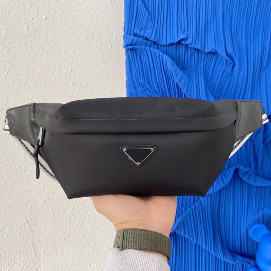 Designer Men Women Waist Bag Fashion Triangle Letter Chest Bags Boy Shoulder Crossbody Girls Nylon Handbag Size 15*28cm