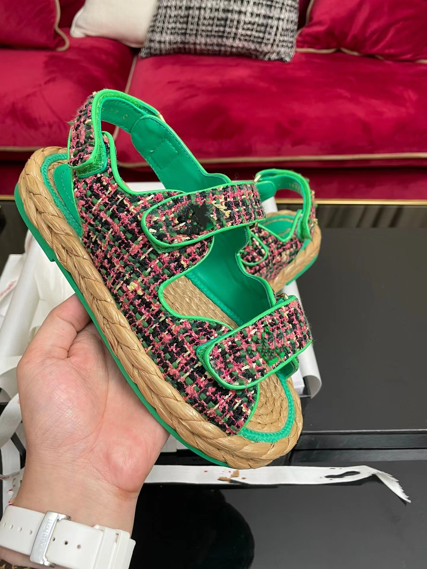 Dad Sandals Grass woven shoes Espadrille open toe beach shoes Custom material upper hook & loop sandals size 35-41, Colour=6
Dad Sandals Grass woven shoes Espadrille open toe beach shoes Custom material upper hook & loop sandals size 35-41, Colour=6