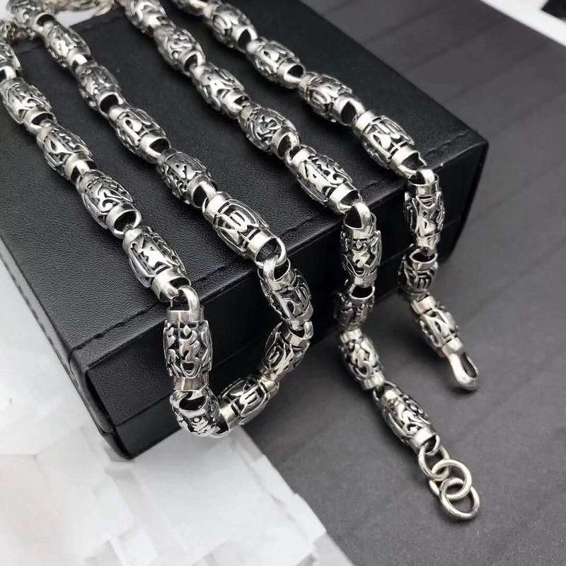 Chains 8mm Thick S925 Sterling Silver Retro Six-character Mantra Stitching Chain Men Thai Buddha Carved Necklace
Chains 8mm Thick S925 Sterling Silver Retro Six-character Mantra Stitching Chain Men Thai Buddha Carved Necklace