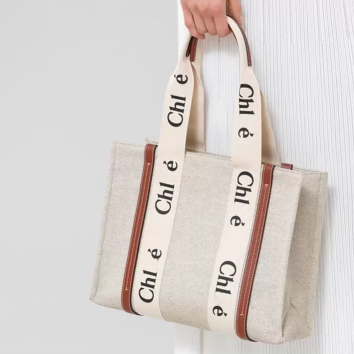 Canvas Shoulder square Bag Letters Print Stripe Large Capacity Tote Female Japanese Casual Handbag with logo, Black
Canvas Shoulder square Bag Letters Print Stripe Large Capacity Tote Female Japanese Casual Handbag with logo, Black