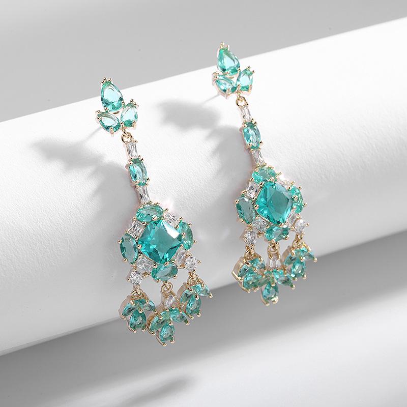 Dangle & Chandelier Fashion Elegant Cubic Zircon Drop Earrings For Women Crystal Light Blue CZ Ear Accessories High Quality Female JewelryDa
Dangle & Chandelier Fashion Elegant Cubic Zircon Drop Earrings For Women Crystal Light Blue CZ Ear Accessories High Quality Female JewelryDa
