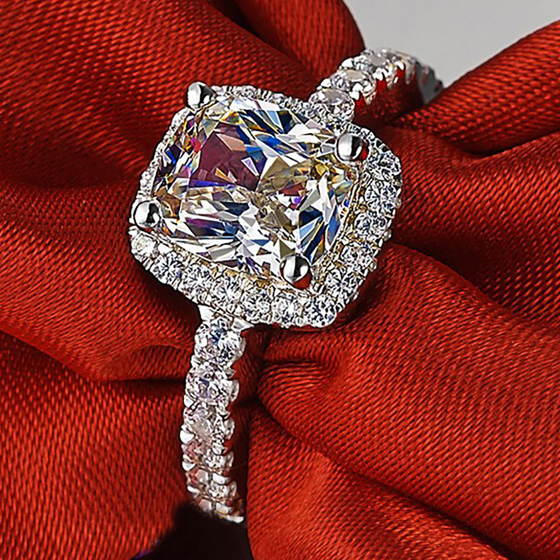 18K Au750 White Gold Women Ring Diamonds 1 2 3 4 5 Carat Cushion Elegant Wedding Party Engagement Anniversary Ring 220816