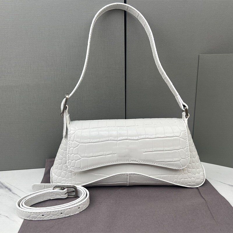 Wholesale 2022 XX Flap Bags Crocodile Pattern Vintage Gold Hardware Bag Half Moon Handbags Alligator Messenger Baguette Backpack free and fast delivery, White
Wholesale 2022 XX Flap Bags Crocodile Pattern Vintage Gold Hardware Bag Half Moon Handbags Alligator Messenger Baguette Backpack free and fast delivery, White