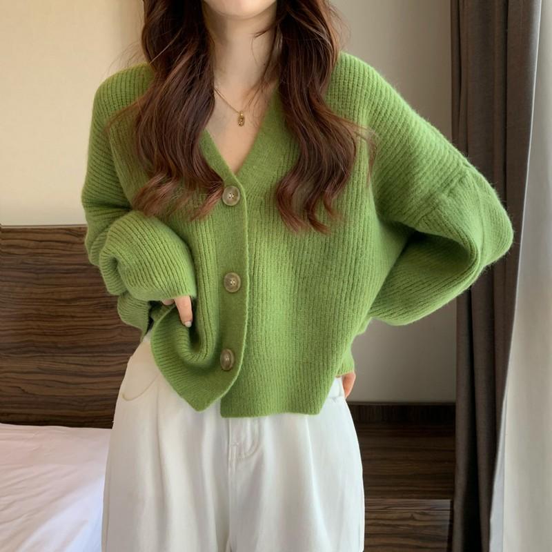 Women's Knits & Tees Spring Autumn Casual Female V-neck Knitted Single Breasted Cardigan Top Korean Loose Short Sweater Women Thickened Coat
Women's Knits & Tees Spring Autumn Casual Female V-neck Knitted Single Breasted Cardigan Top Korean Loose Short Sweater Women Thickened Coat