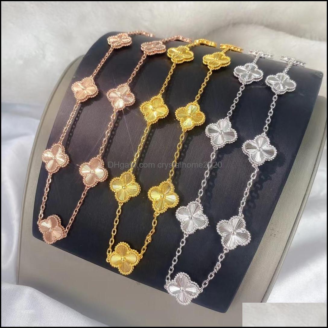 Pendant Necklaces Pendants Jewelry Womens Luxury Clover Designer Neck Chokers 18K Gold Sweet Flower Leaf Dh082
Pendant Necklaces Pendants Jewelry Womens Luxury Clover Designer Neck Chokers 18K Gold Sweet Flower Leaf Dh082