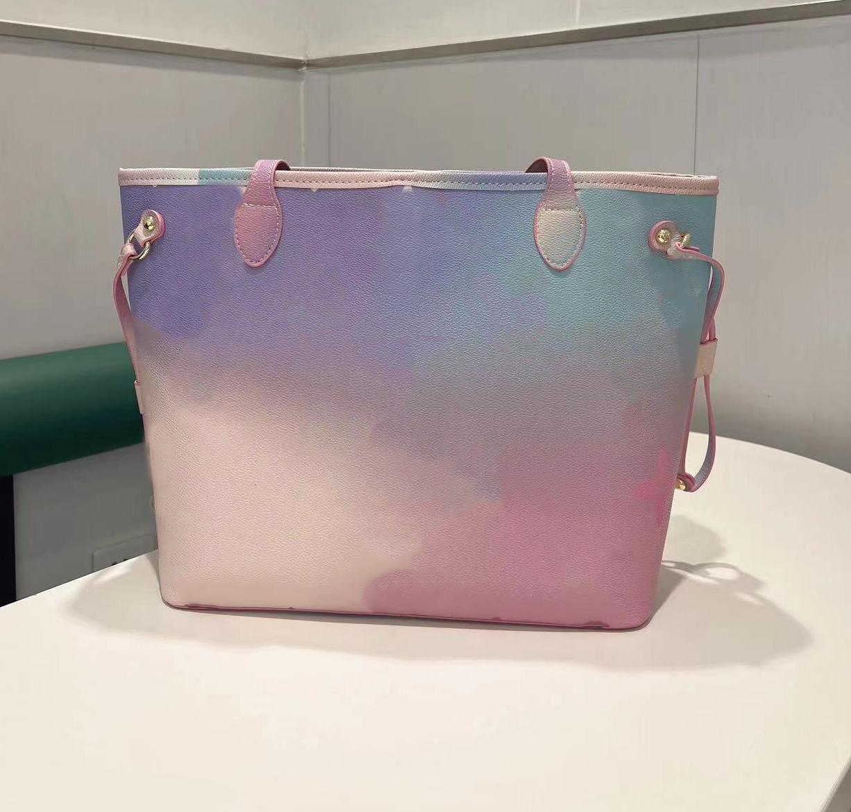 Large Designer Tote bag Shoulder Bags Capacity Shopping Bag Leather Women Lady Fashion Handbags Pink Muticolor, Multi-color
Large Designer Tote bag Shoulder Bags Capacity Shopping Bag Leather Women Lady Fashion Handbags Pink Muticolor, Multi-color