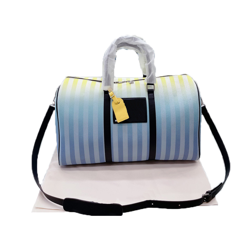 45cm Lvs Purses Totes Designer Handbag Bag Men Women Contrasting Colors Duffle Bag Brand Travel Sport Duffel Casual Purse With Large Capacity Storage
45cm Lvs Purses Totes Designer Handbag Bag Men Women Contrasting Colors Duffle Bag Brand Travel Sport Duffel Casual Purse With Large Capacity Storage