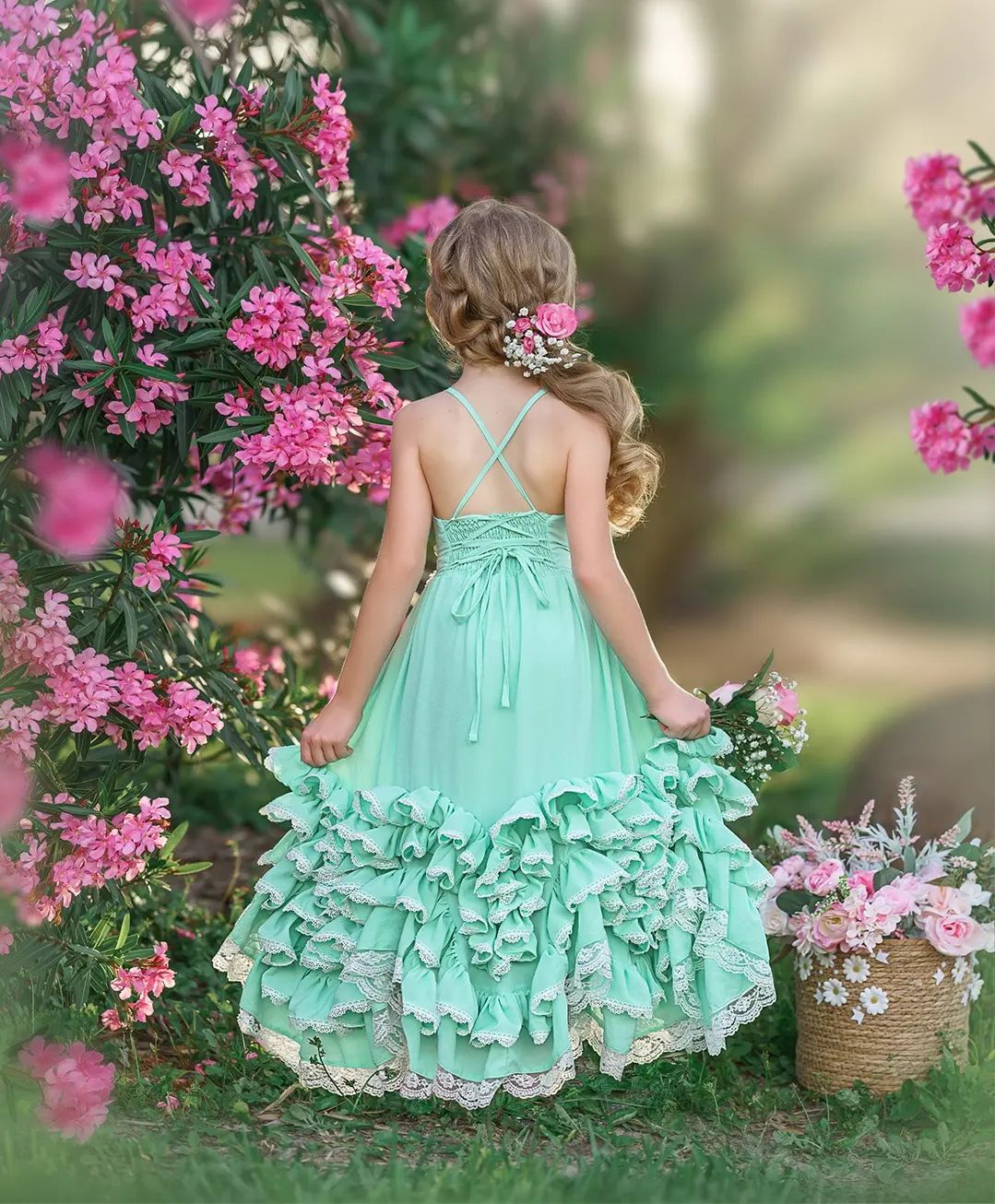 Light Green Boho Beach Flower Girl Dresses For Wedding Ruffled Bohemian Toddler Pageant Gowns Lace Up Back Appliqued Floor Length Kids Birthday Dress 