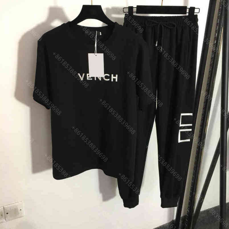 Women Tracksuits Two Pieces Sets cotton t-shirt casual straight pants letter logo high-end brand women Apparel summer female clothing solid color pullover a1
Women Tracksuits Two Pieces Sets cotton t-shirt casual straight pants letter logo high-end brand women Apparel summer female clothing solid color pullover a1