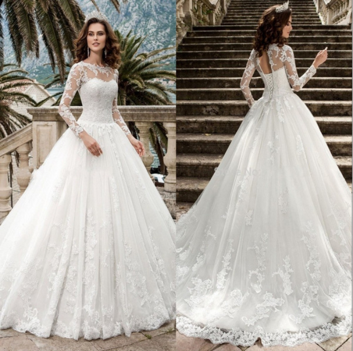 2023 Luxury O-neck Long Sleeve Ball Gown Wedding Dresses Bridal Dresses Beaded Crystals Vestidos De Noiva Wedding Gowns Robe De Mariage