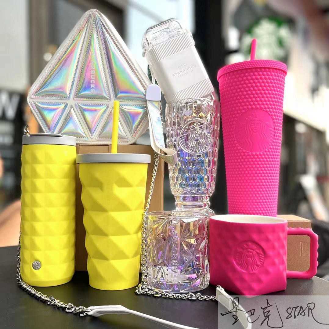 Starbucks cup colorful from forest pineapple bear beaker diamond cut mark glass straw insulated water cup, Yellow
Starbucks cup colorful from forest pineapple bear beaker diamond cut mark glass straw insulated water cup, Yellow
