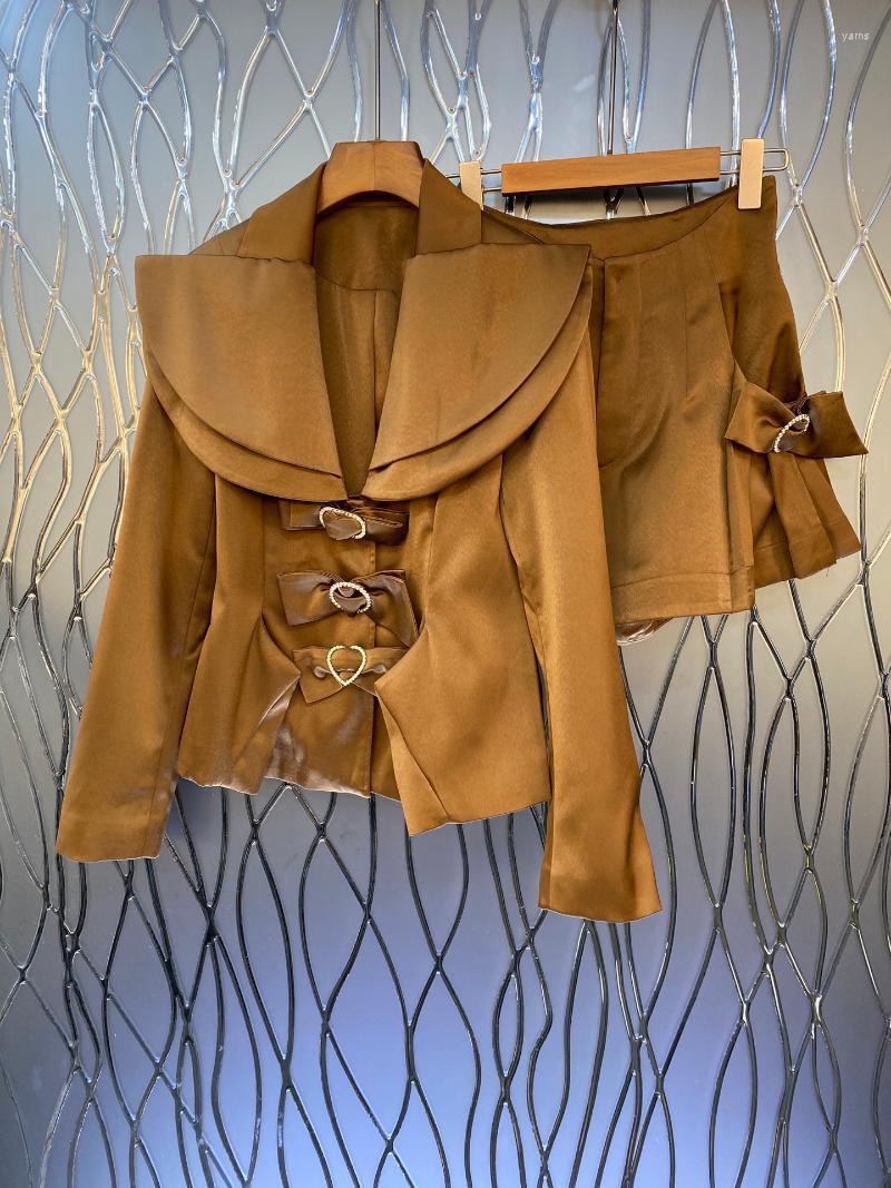 Women' Tracksuits Coffee Color Restoring Ancient Ways Of Fund 2022 Autumn Lapel Suit Jacket High Waist Pants 0926, Brown
Women' Tracksuits Coffee Color Restoring Ancient Ways Of Fund 2022 Autumn Lapel Suit Jacket High Waist Pants 0926, Brown