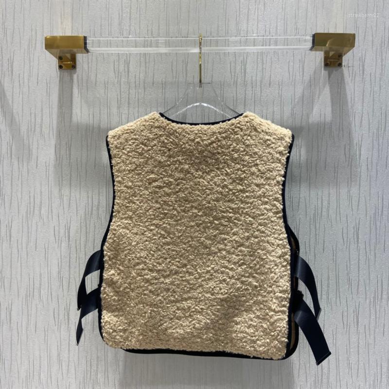 Women' Vests 2022 Women Fashion High-quality Sleeveless V-neck Sheep Curly Knight Double-sided Vest 1115 Stra22
Women' Vests 2022 Women Fashion High-quality Sleeveless V-neck Sheep Curly Knight Double-sided Vest 1115 Stra22