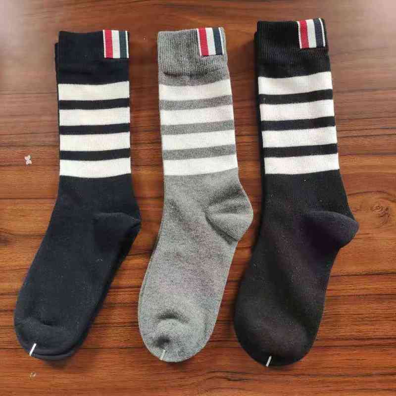 TB sock middle tube four bar Stripe Men's and women's lovers' net red trend fashion personalized casual socks, Heichang
TB sock middle tube four bar Stripe Men's and women's lovers' net red trend fashion personalized casual socks, Heichang