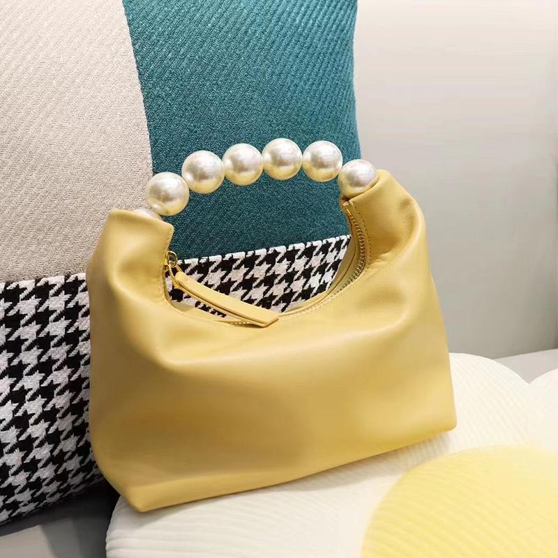 Evening Bags Spring Unique Niche Bag Fashion Pearl Pillow Women's Leather Handbag Messenger BagEvening, Black
Evening Bags Spring Unique Niche Bag Fashion Pearl Pillow Women's Leather Handbag Messenger BagEvening, Black