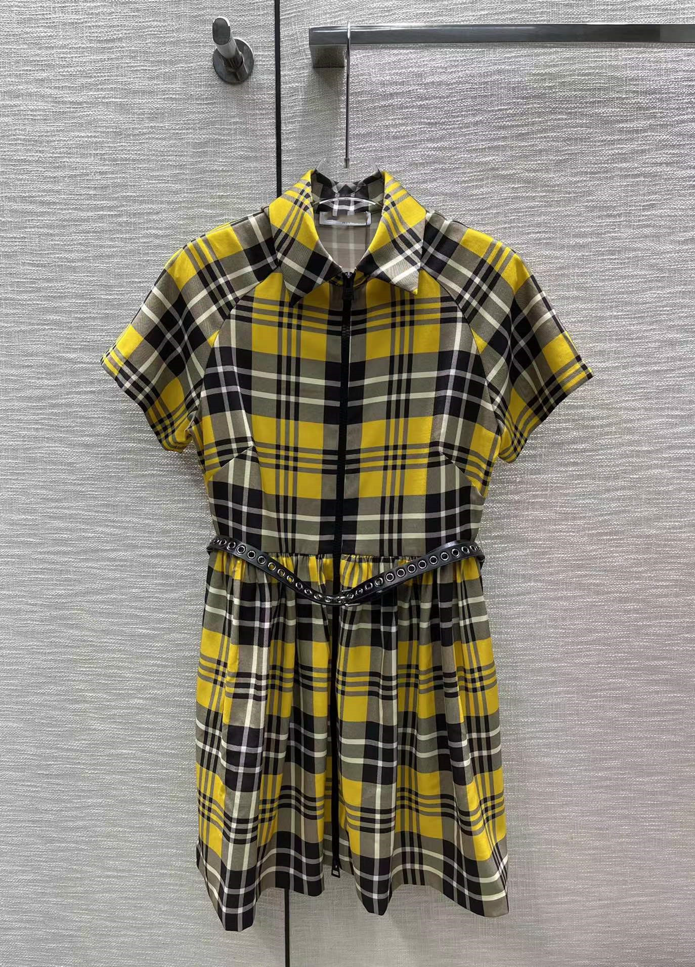 2022 Summer Autumn Lapel Neck Short Sleeve Print Fashion Milan Runway Dress Designer Dress Brand Same Style Dress 0616-019, Picture color 
2022 Summer Autumn Lapel Neck Short Sleeve Print Fashion Milan Runway Dress Designer Dress Brand Same Style Dress 0616-019, Picture color