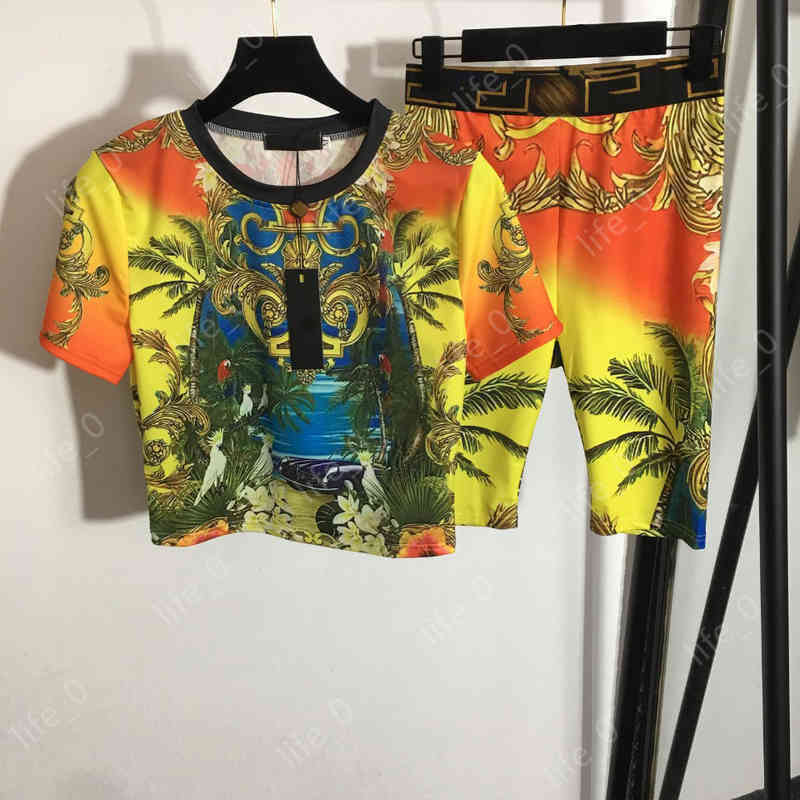 Designer Women Two Piece Pants Fashion Print Tank Top Luxury Home Fitness Yoga Leggings Weight Loss Exercise High Quality Sexy Women Juicy Tracksuits
Designer Women Two Piece Pants Fashion Print Tank Top Luxury Home Fitness Yoga Leggings Weight Loss Exercise High Quality Sexy Women Juicy Tracksuits
