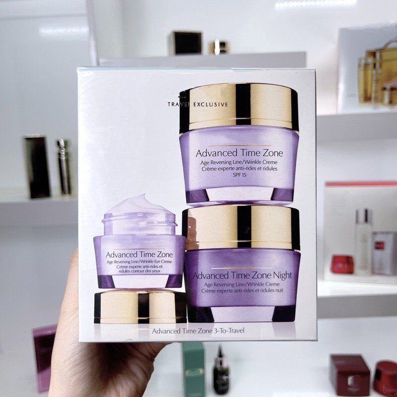 Travellers Exclusive Foundation Primer Advanced time zone Moisturizing Day cream50g Night cream50g eye cream15g purple bottle Fast free Delivery
Travellers Exclusive Foundation Primer Advanced time zone Moisturizing Day cream50g Night cream50g eye cream15g purple bottle Fast free Delivery