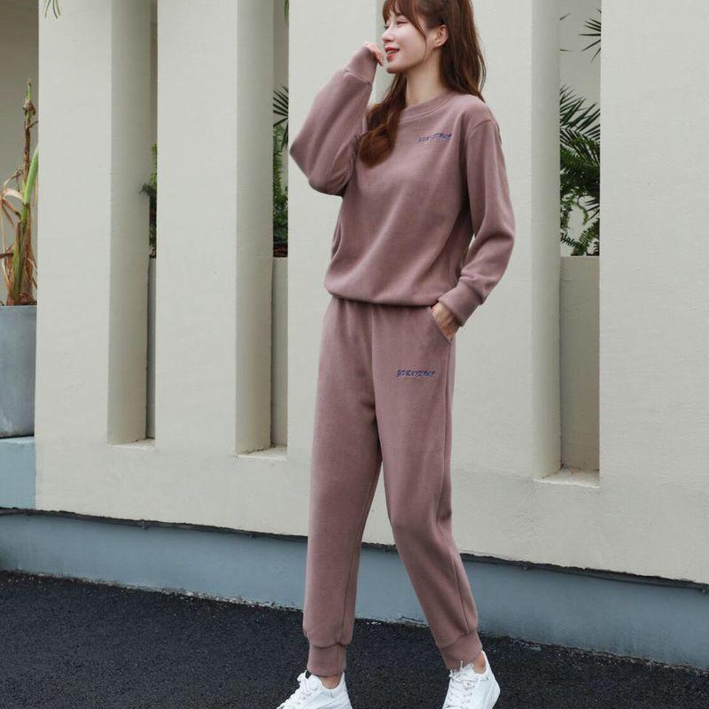 Gym Clothing Autumn Coral Fleece Sports Suit Winter Casual Fashion Warm Round Neck Long Sleeve Running Women Oversize Sweat Suits, Black
Gym Clothing Autumn Coral Fleece Sports Suit Winter Casual Fashion Warm Round Neck Long Sleeve Running Women Oversize Sweat Suits, Black