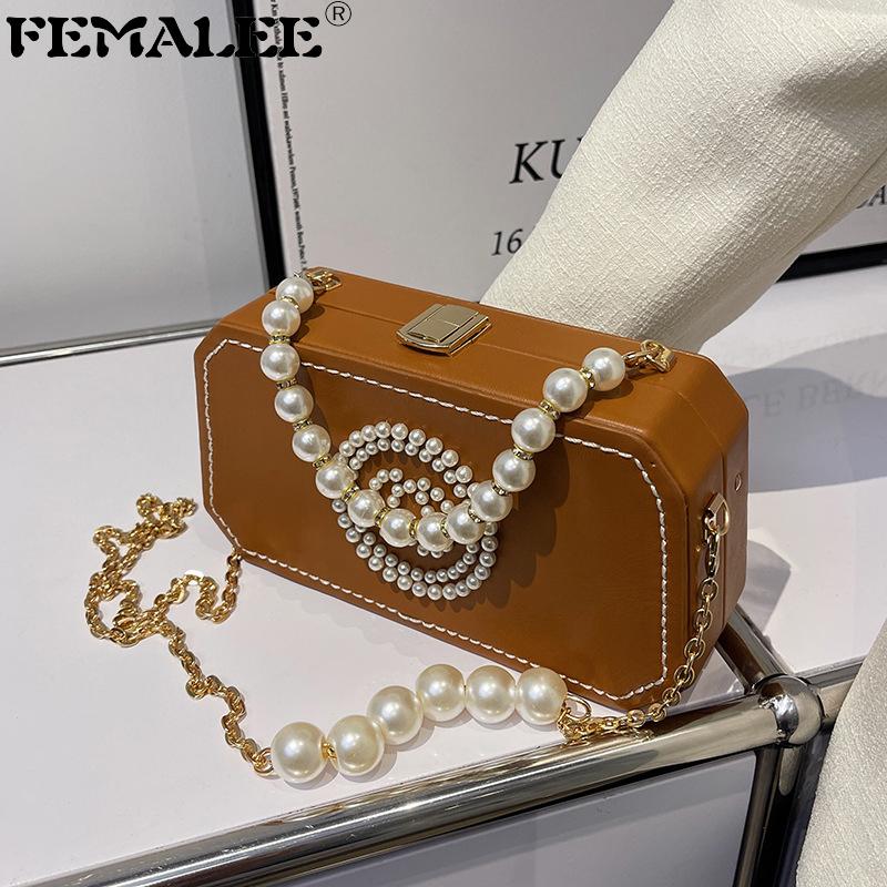 Beading Chains Shoulder Totes For Woman Luxury Designer Handbag And Purse Pearl Crossbody Bag Ladies Box Bag, Black
Beading Chains Shoulder Totes For Woman Luxury Designer Handbag And Purse Pearl Crossbody Bag Ladies Box Bag, Black