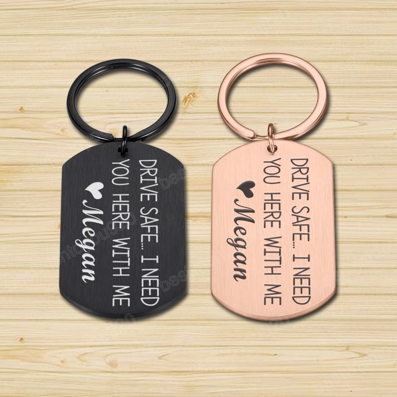 Customized Keychains for Car Key Fashion Persenalized Gift Keyring Husband Father Boyfriend Couples Car Keychain