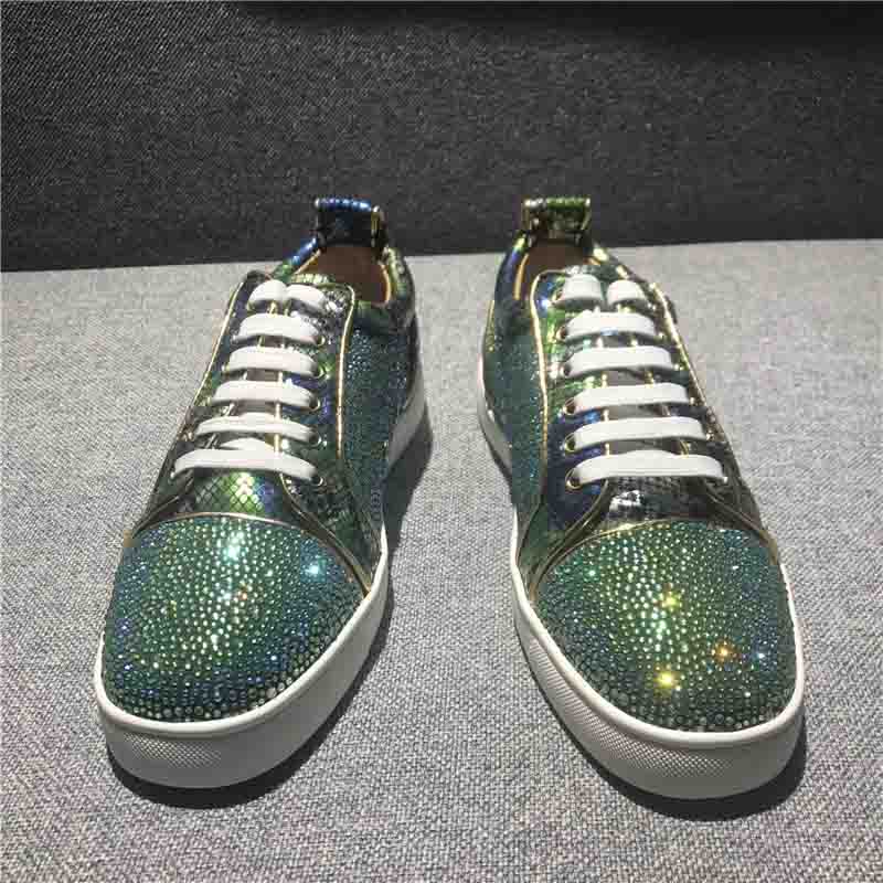 Classic Men casual shoes sneakers Red sole strass rhinestone sneaker genuine leather platform outdoor walking junior low top flat sports trainers high quality shoe
Classic Men casual shoes sneakers Red sole strass rhinestone sneaker genuine leather platform outdoor walking junior low top flat sports trainers high quality shoe