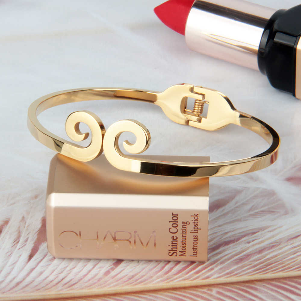 Charm Bracelets Cru… - image