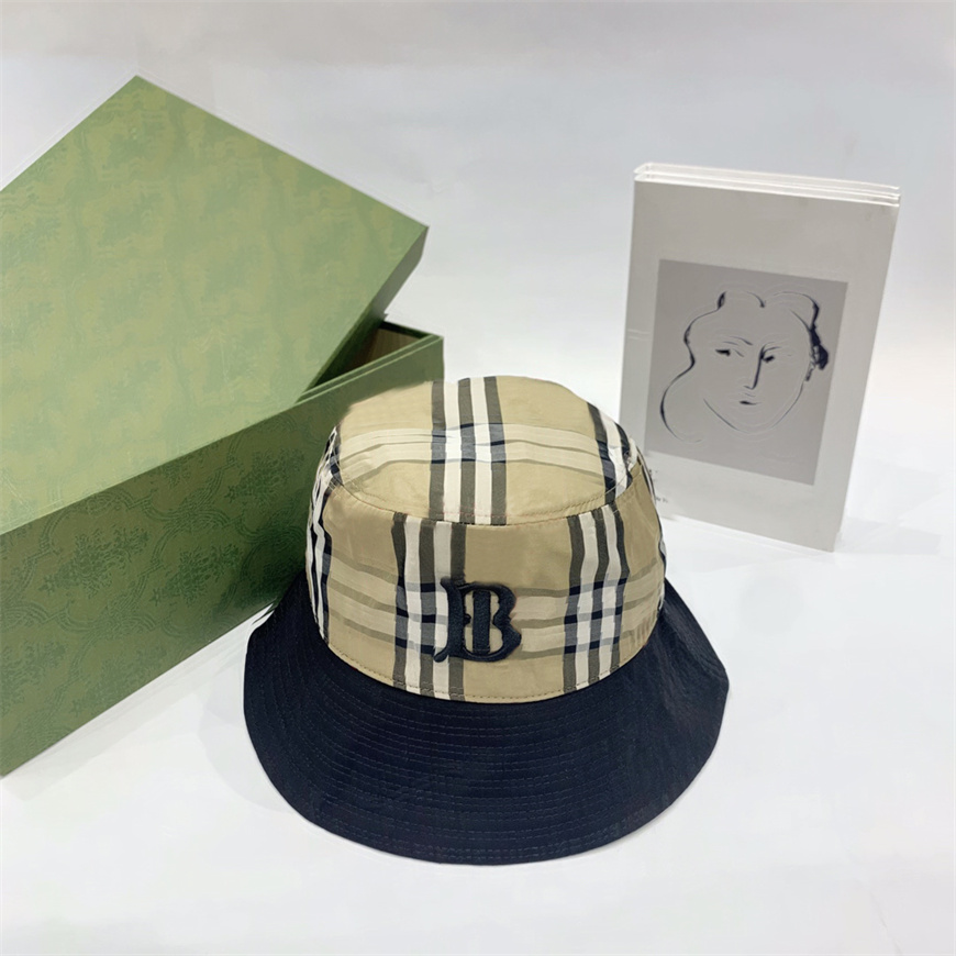 High Quality Bucket Hat Men's Designer Wide-brimmed Hat Fashion Striped Plaid Ladies Autumn Spring Foldable Sun Hat Travel Sunshade Helicopter
High Quality Bucket Hat Men's Designer Wide-brimmed Hat Fashion Striped Plaid Ladies Autumn Spring Foldable Sun Hat Travel Sunshade Helicopter