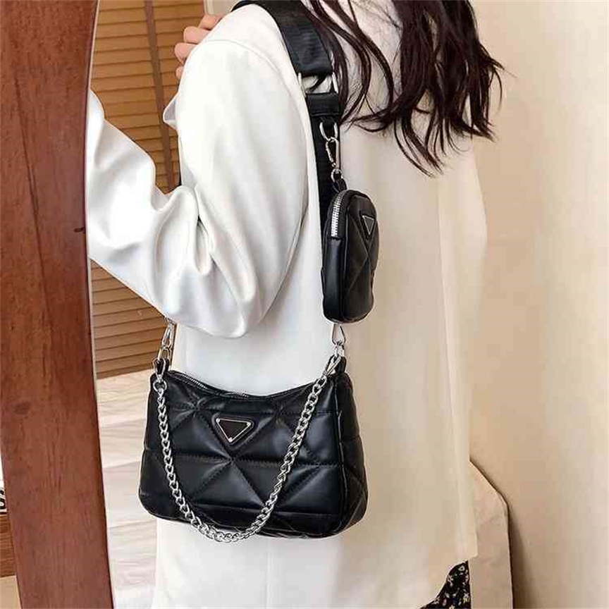 Fashion fashion mother and son texture Chain Lingge messenger single Merchant for sales 54% off online shop, Black
Fashion fashion mother and son texture Chain Lingge messenger single Merchant for sales 54% off online shop, Black
