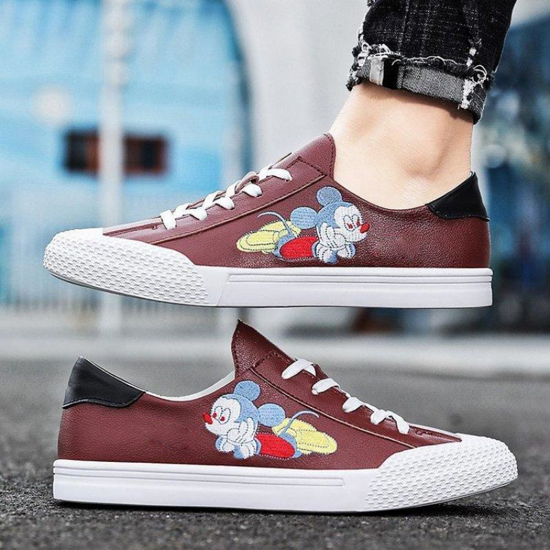 Board Shoes Men PU Leather Color Matching Fashion Classic Embroidery Cartoon Pattern All-match Comfortable Thick Bottom Daily Outdoor Casual Shoes HM371, Clear
Board Shoes Men PU Leather Color Matching Fashion Classic Embroidery Cartoon Pattern All-match Comfortable Thick Bottom Daily Outdoor Casual Shoes HM371, Clear