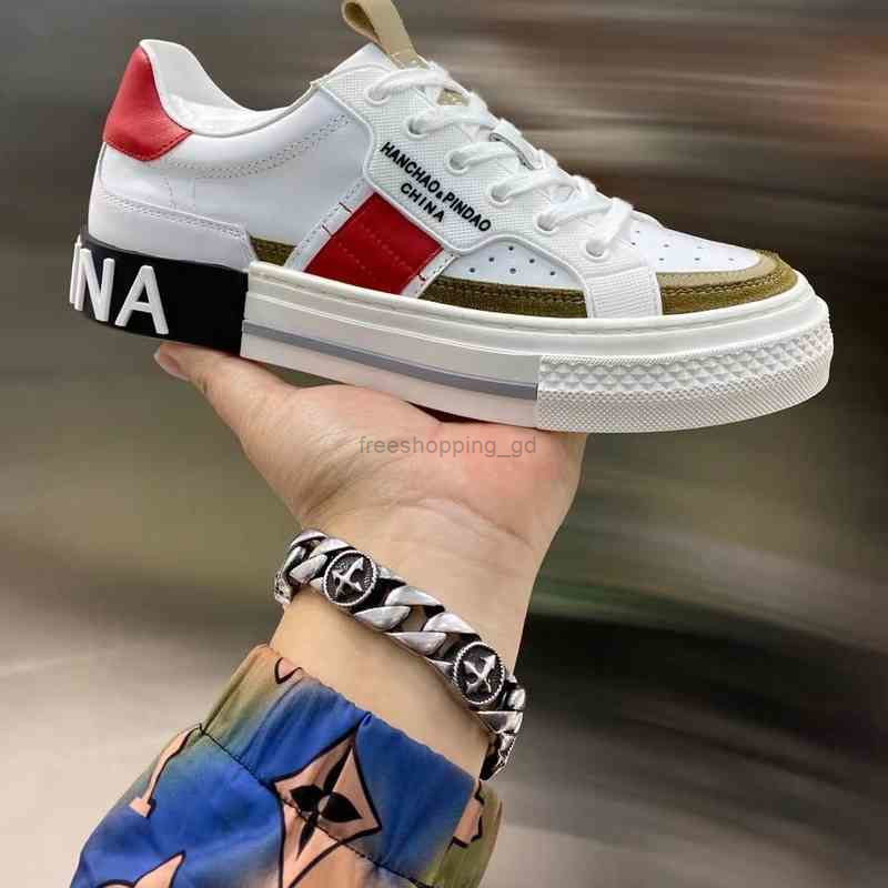 Fashion Mens casual shoes DolcsG Little white shoes men's leather summer thin version trend versatile men's fashion brand leather sports
Fashion Mens casual shoes DolcsG Little white shoes men's leather summer thin version trend versatile men's fashion brand leather sports