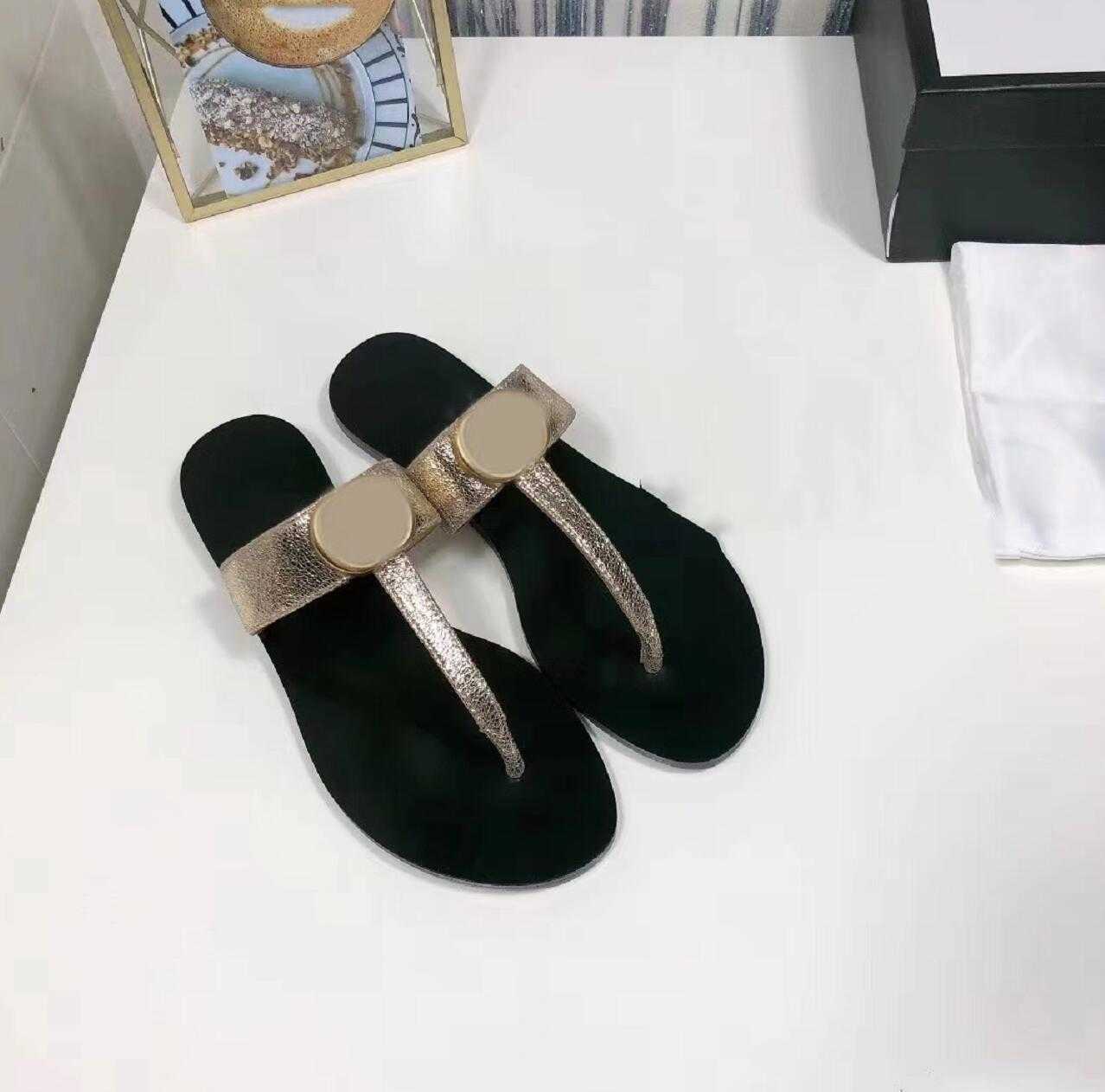 Designer T-shaped Slippers Black Leather Sandals Lady Classic Wear-Resisting Designers Beach Slippers Top Quality Fashion Flat Bottom, Box
Designer T-shaped Slippers Black Leather Sandals Lady Classic Wear-Resisting Designers Beach Slippers Top Quality Fashion Flat Bottom, Box