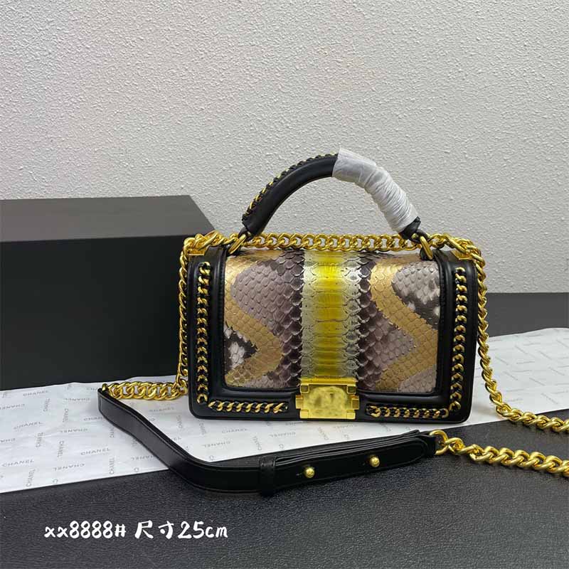 Limited edition tote bag original designer bags Sheepskin with South African python messenger bag vintage hardware chain handbag women's large capacity wallet, Ribbon(not for sale separatel
Limited edition tote bag original designer bags Sheepskin with South African python messenger bag vintage hardware chain handbag women's large capacity wallet, Ribbon(not for sale separatel