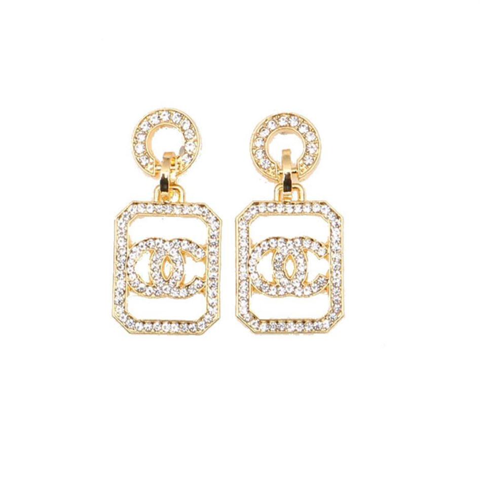 2Colors Designer Earrings Stud Designers 18K Gold Plated Brand Geometry Letters Fashion Women Crystal Rhinestone Earring Wedding P2143
2Colors Designer Earrings Stud Designers 18K Gold Plated Brand Geometry Letters Fashion Women Crystal Rhinestone Earring Wedding P2143