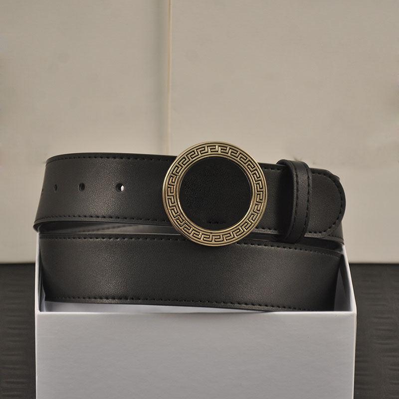 Men Genuine Leather Smooth Buckle Belt Luxury High Quality Fancy Vintage Belt Strap Business Jeans, Black;brown
Men Genuine Leather Smooth Buckle Belt Luxury High Quality Fancy Vintage Belt Strap Business Jeans, Black;brown