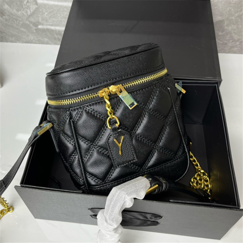 Makeup Bags Cross Body Shoulder Bags For Women Brand Letters Gold Buckle Vanity Fashion Make Up Bag Toiletry Pouch Luxury Handbags, White
Makeup Bags Cross Body Shoulder Bags For Women Brand Letters Gold Buckle Vanity Fashion Make Up Bag Toiletry Pouch Luxury Handbags, White