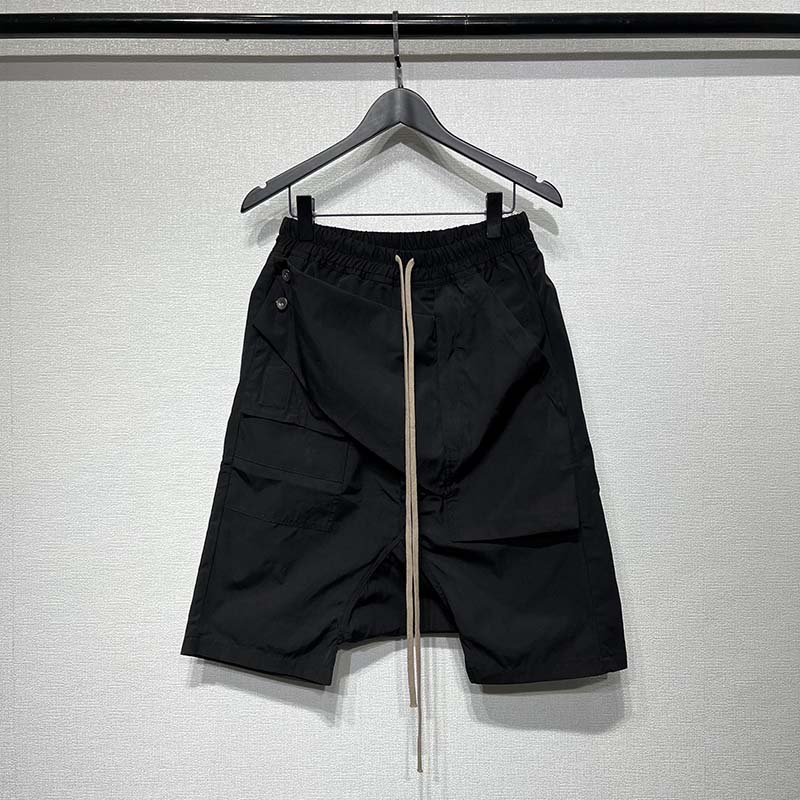 High Street Rick Soli Pocket Shorts Comfortable Split Loose Shorts Oversized Owens Cotton Shorts Men Tops Streetwear Men Clothing, Black
High Street Rick Soli Pocket Shorts Comfortable Split Loose Shorts Oversized Owens Cotton Shorts Men Tops Streetwear Men Clothing, Black