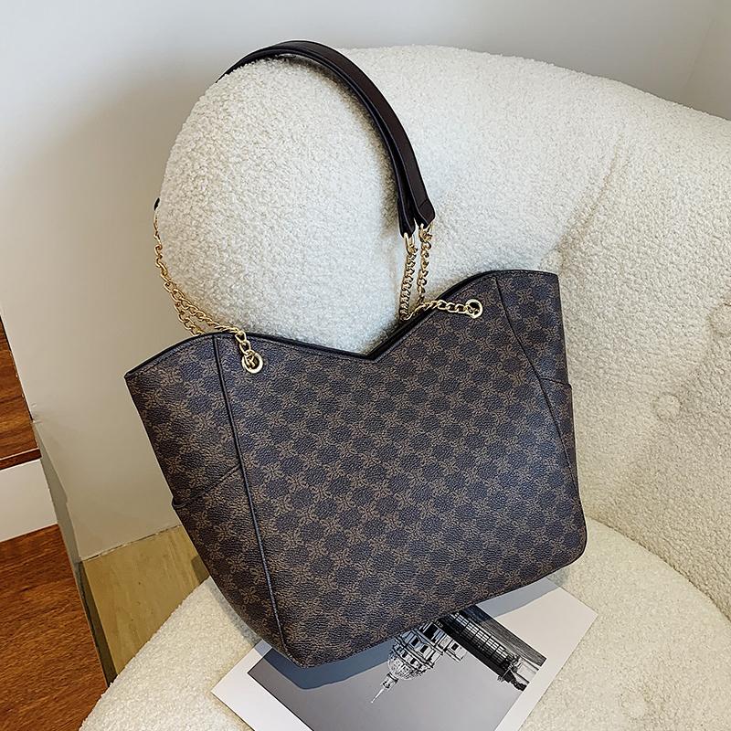 Evening Bags Vintage Design Big Capacity Handbag Purses Women Shoulder 2022 Retro PU Leather Ladies Casual Totes High Quality, White
Evening Bags Vintage Design Big Capacity Handbag Purses Women Shoulder 2022 Retro PU Leather Ladies Casual Totes High Quality, White