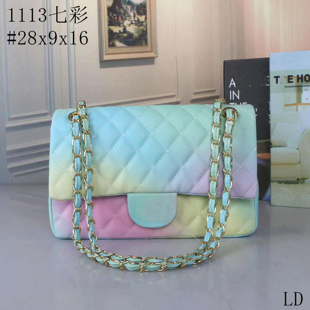 Fashion Mini Flap Lambskin Bags Gold Metal Hardware Purse Quilted Matelasse Chain Totes Crossbody Shoulder Luxury Designer Vainty Cosmetic Case Handbags LY 7, Extra freight
Fashion Mini Flap Lambskin Bags Gold Metal Hardware Purse Quilted Matelasse Chain Totes Crossbody Shoulder Luxury Designer Vainty Cosmetic Case Handbags LY 7, Extra freight