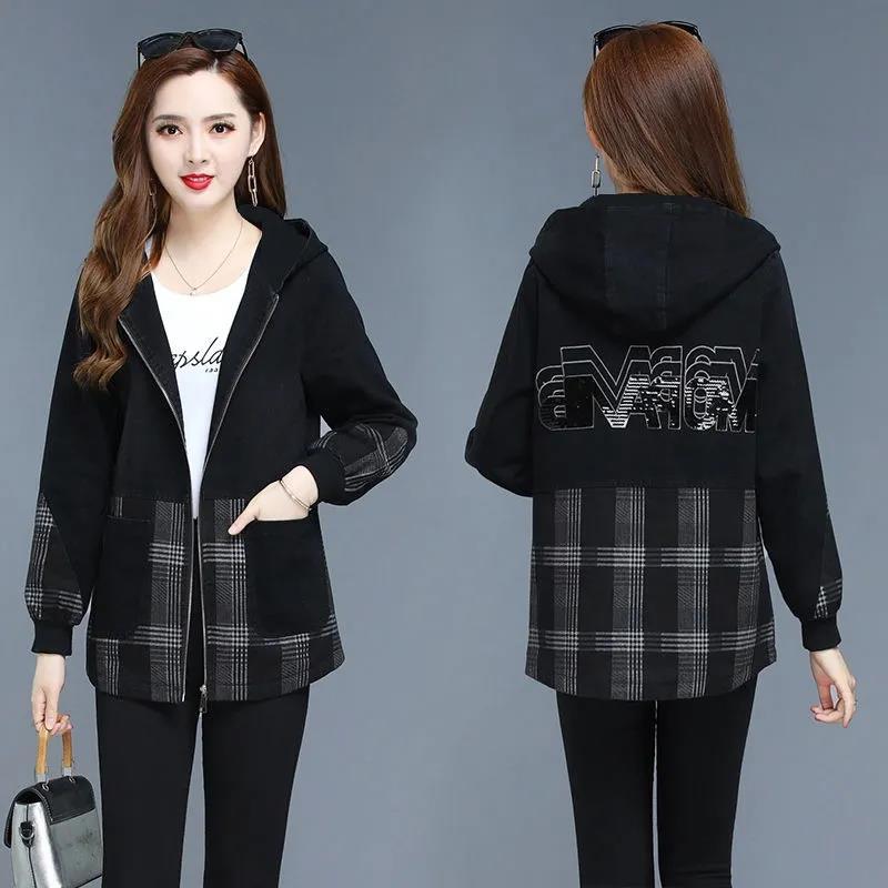 Women's Jackets 2022 Spring Autumn Black Plaid Denim Jacket Fashion Loose Outerwear Large Size 6XL Tops Hooded Coat Female 
Women's Jackets 2022 Spring Autumn Black Plaid Denim Jacket Fashion Loose Outerwear Large Size 6XL Tops Hooded Coat Female