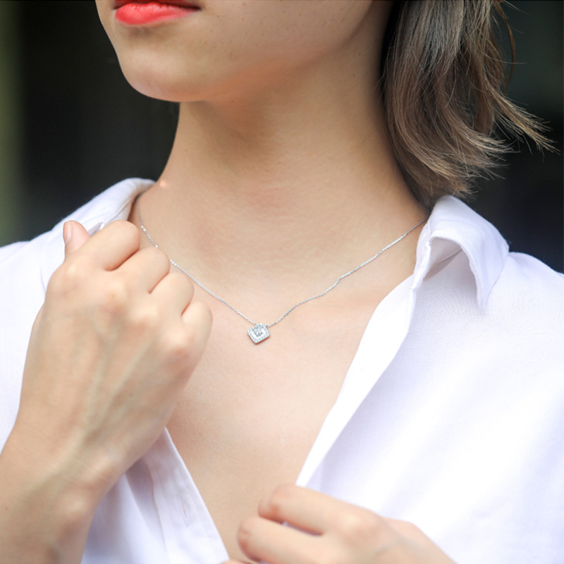 Choucong Square Pendant Luxury Jewelry 925 Sterling Silver T Princess Cut White Topaz CZ Diamond Gemstones Eternity Party Women Wedding Clavicel Neckl